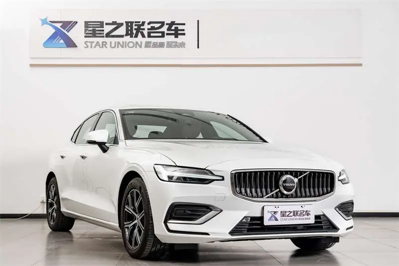 Volvo S60  из Китая
