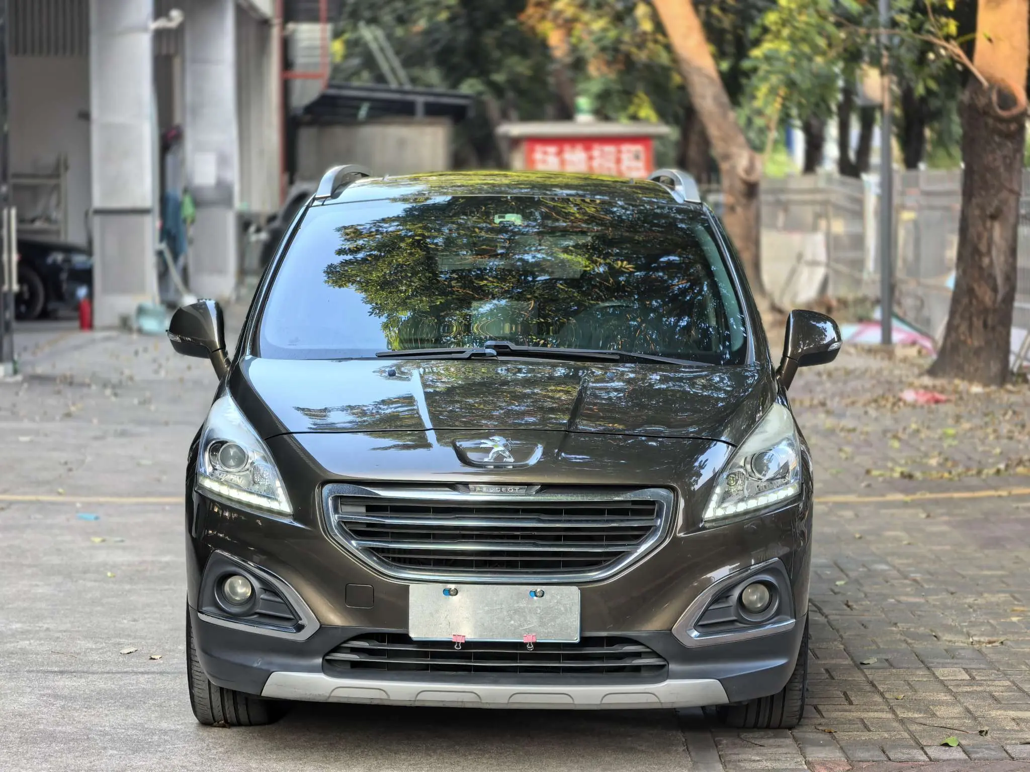 Peugeot 3008  из Китая