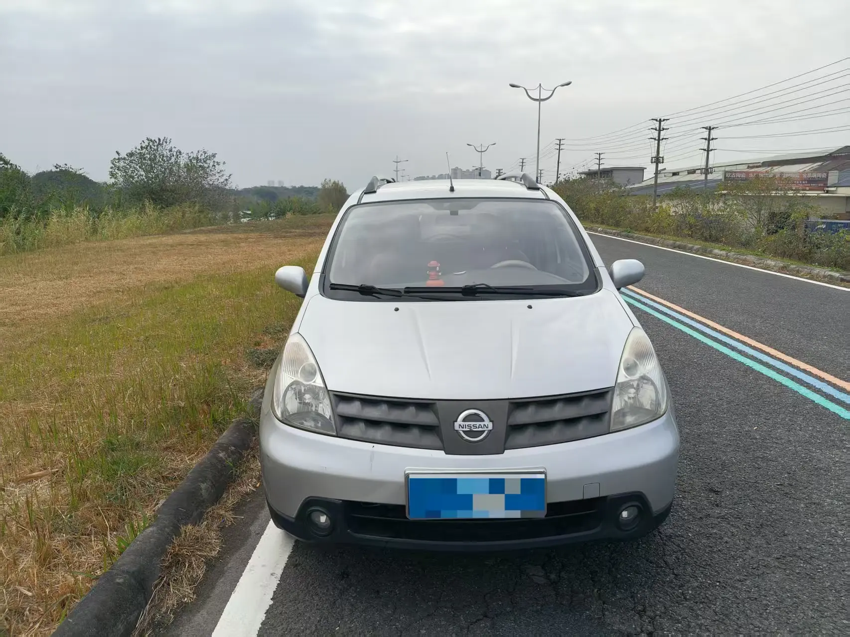 Nissan Li Wei  из Китая