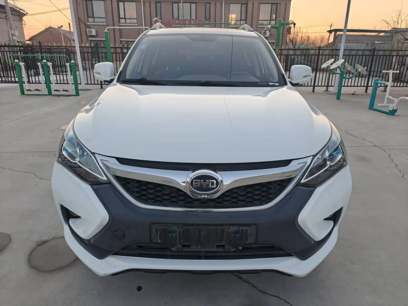 BYD Song  из Китая