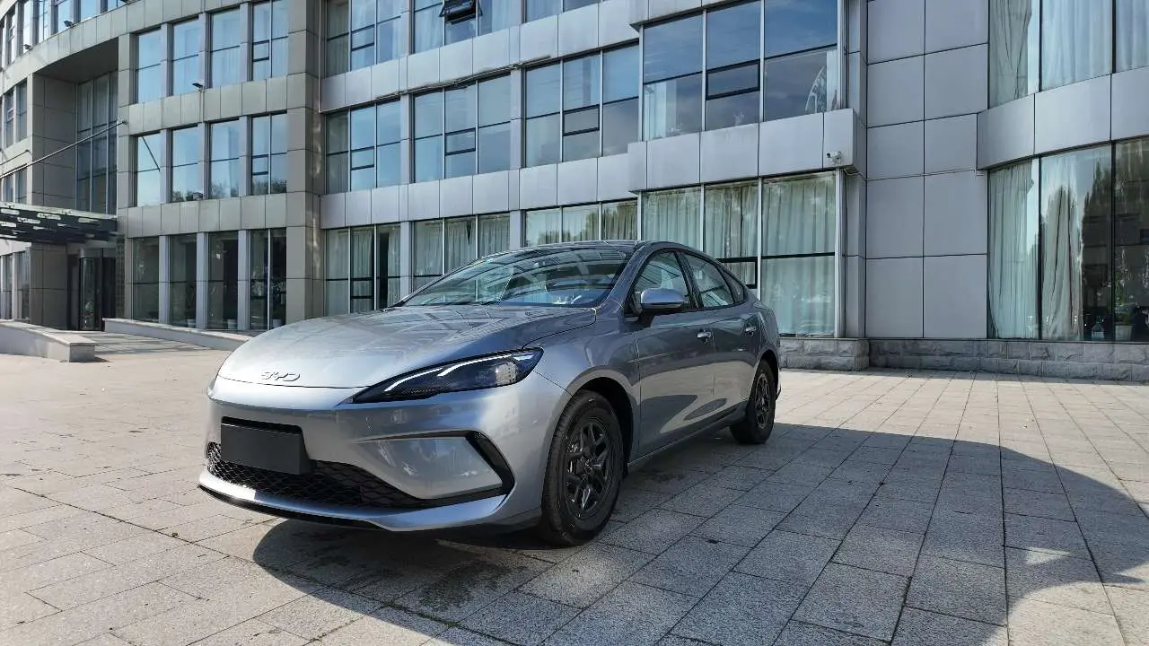 BYD Seal 05DM  из Китая