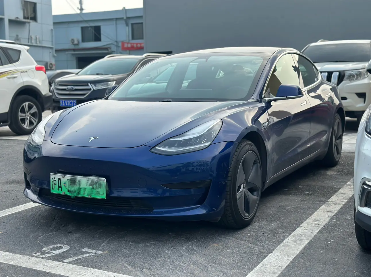 Tesla Model 3  из Китая