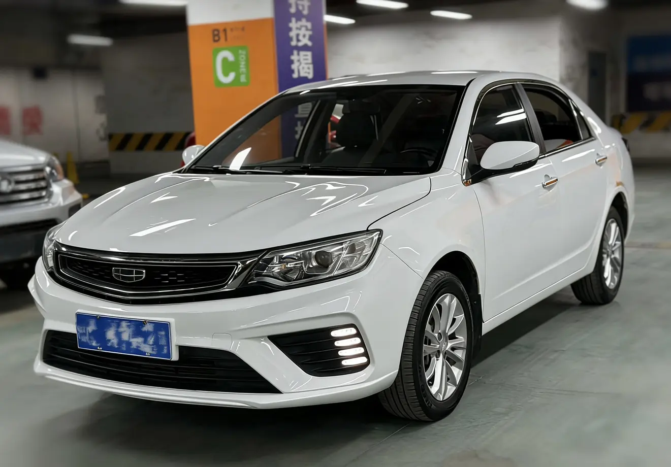 Geely Vision  из Китая