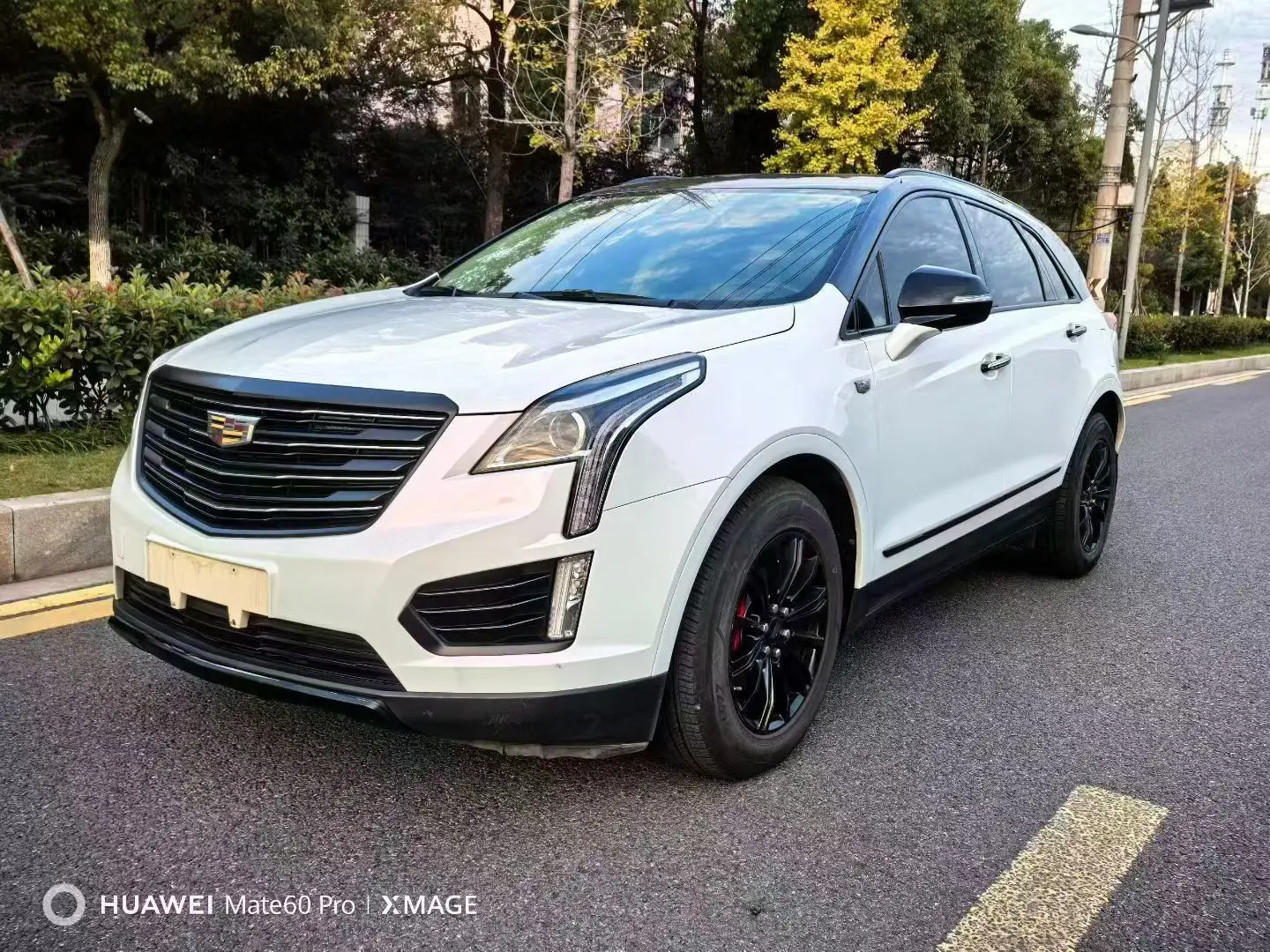 Cadillac XT5  из Китая