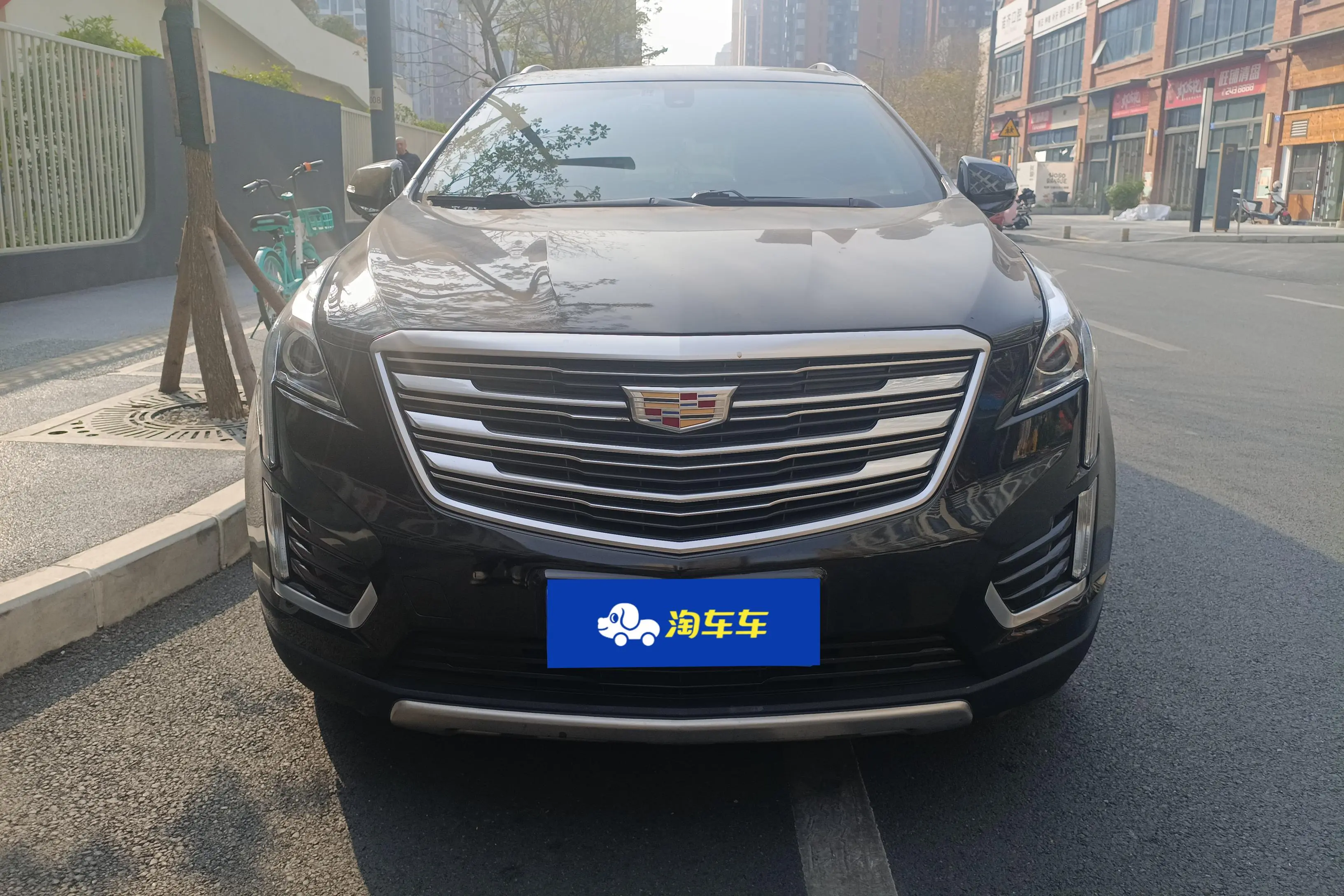 Cadillac XT5  из Китая
