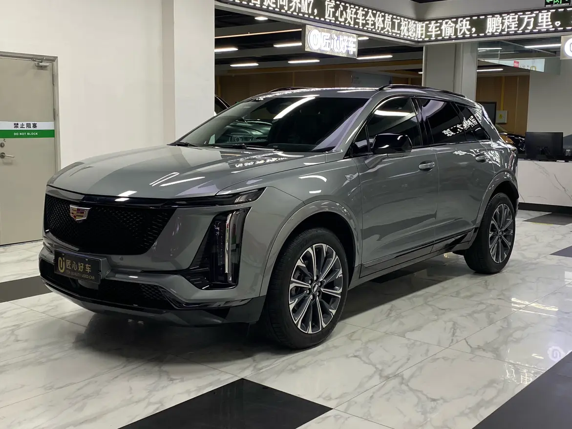 Cadillac XT5  из Китая