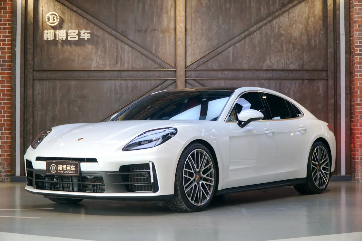 Porsche Panamera  из Китая