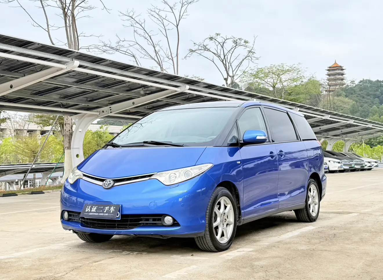 Toyota Previa  из Китая