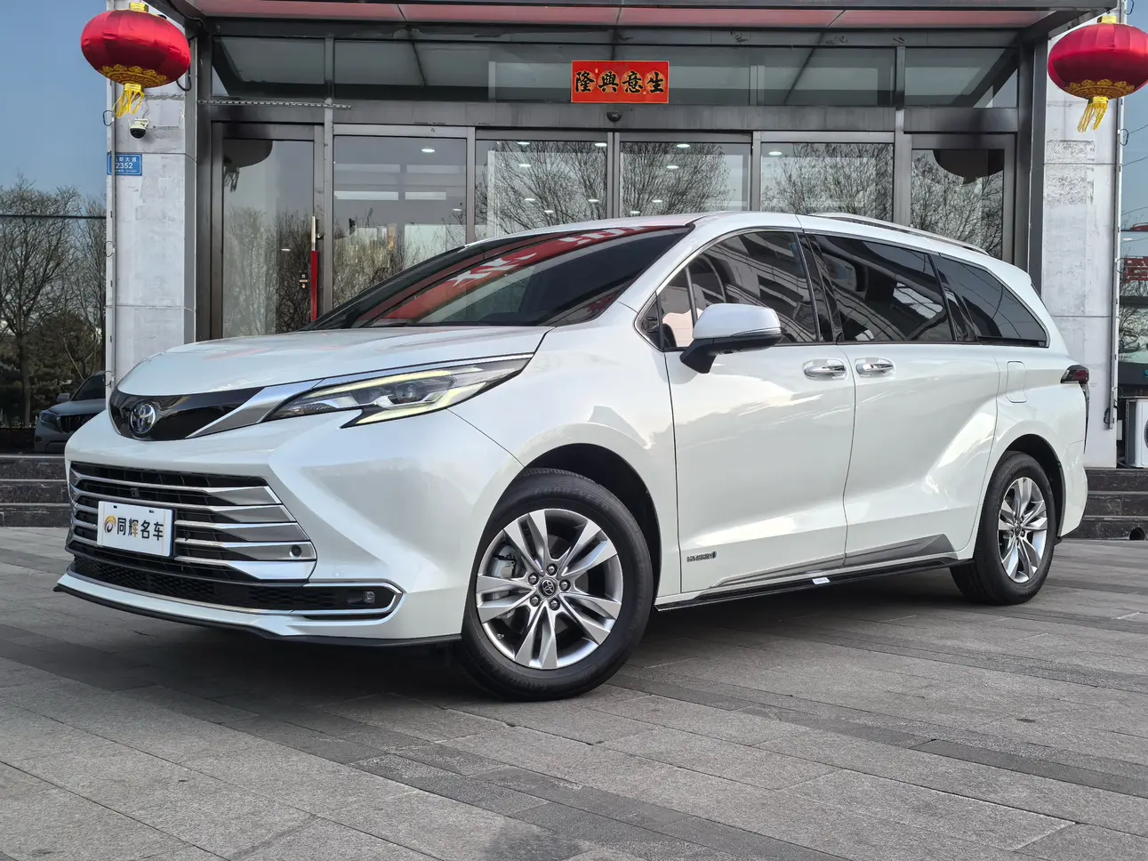 Toyota Sienna  из Китая