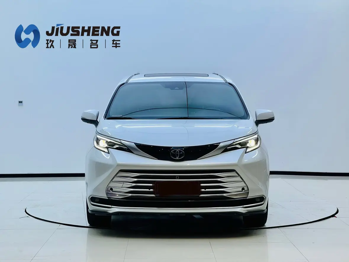 Toyota Sienna  из Китая
