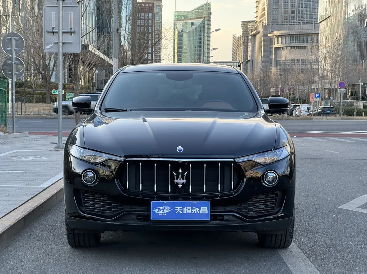 Maserati Levante  из Китая