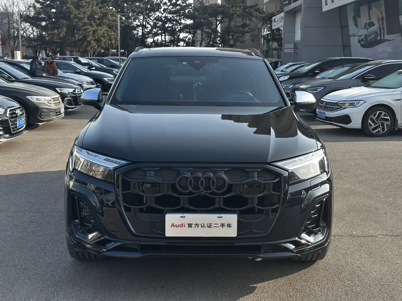 Audi SQ7  из Китая