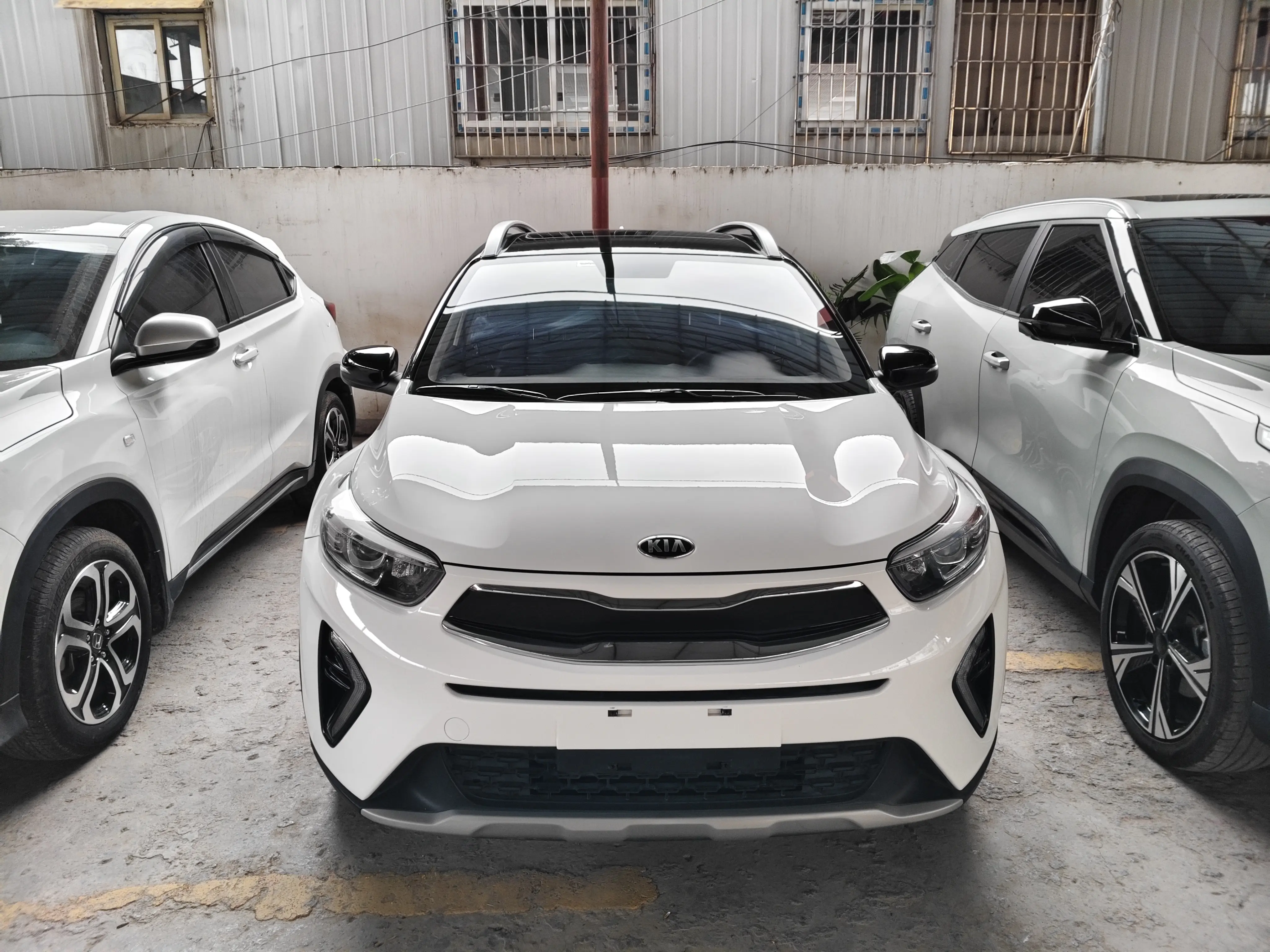 Kia KX1 (Yipao)  из Китая