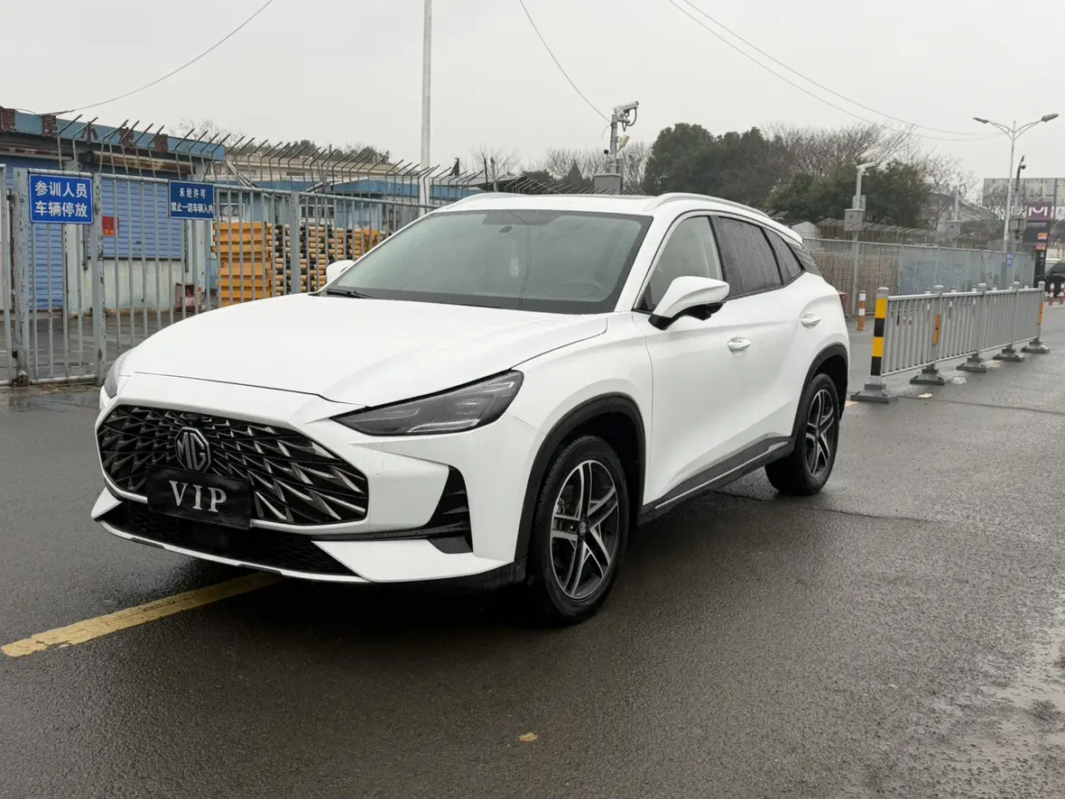 MG ONE  из Китая