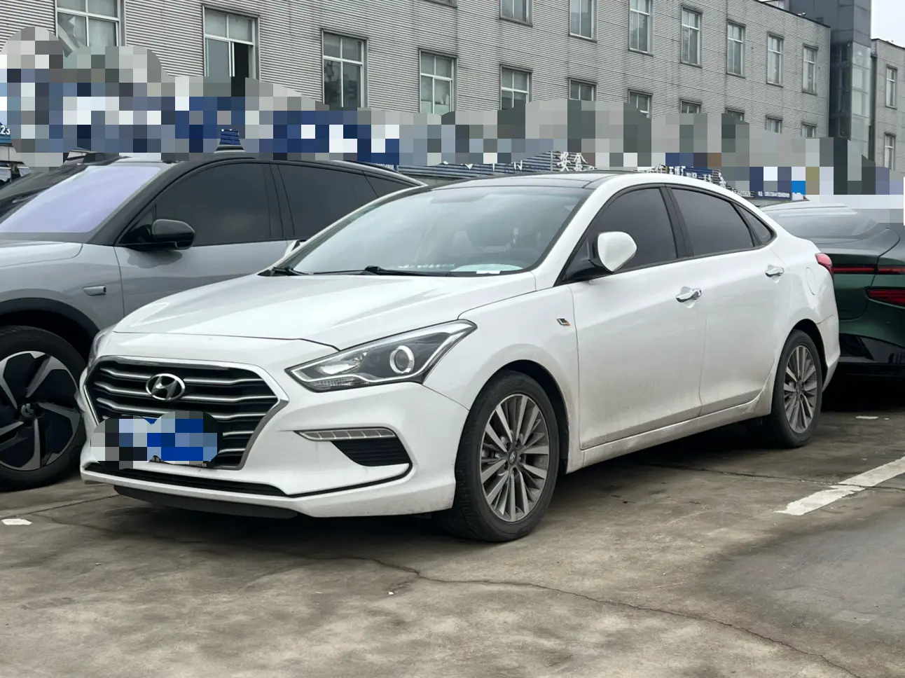 Hyundai Famous pictures  из Китая