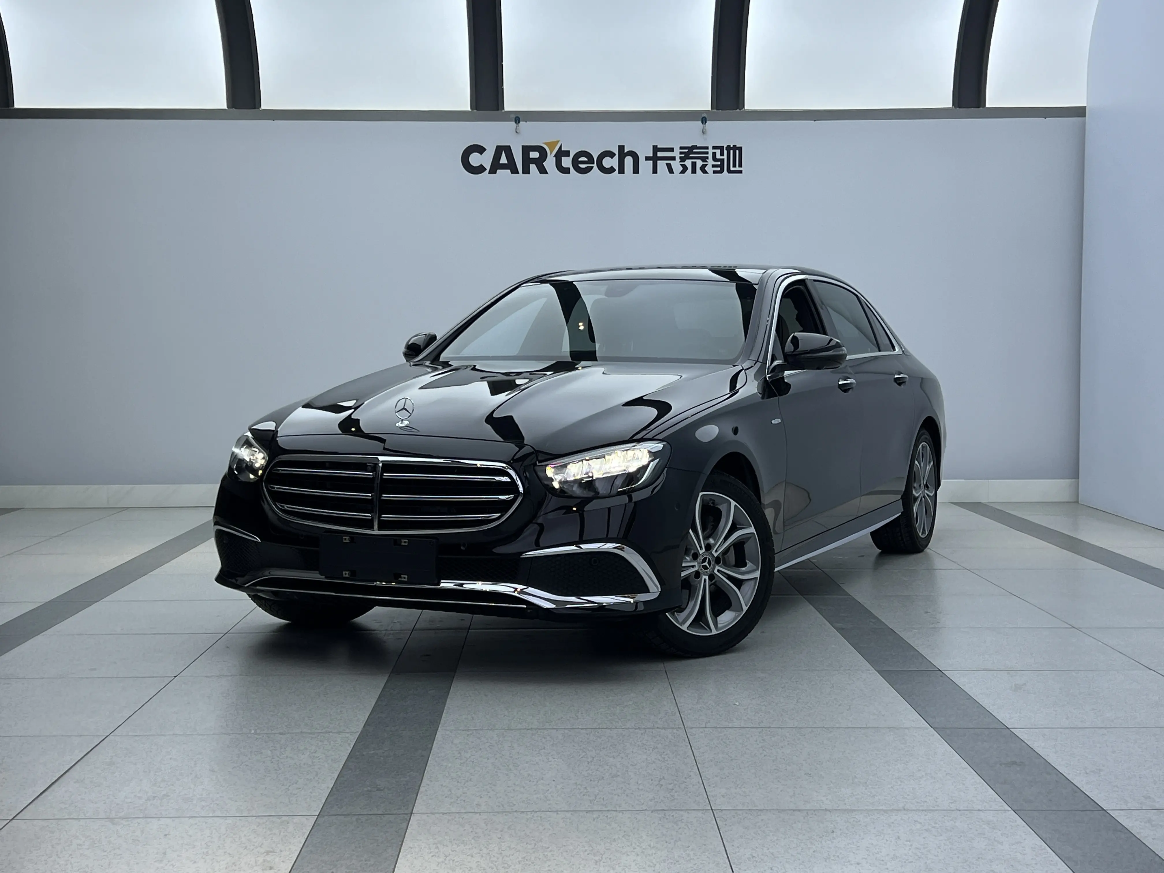 Mercedes-Benz E-Class  из Китая