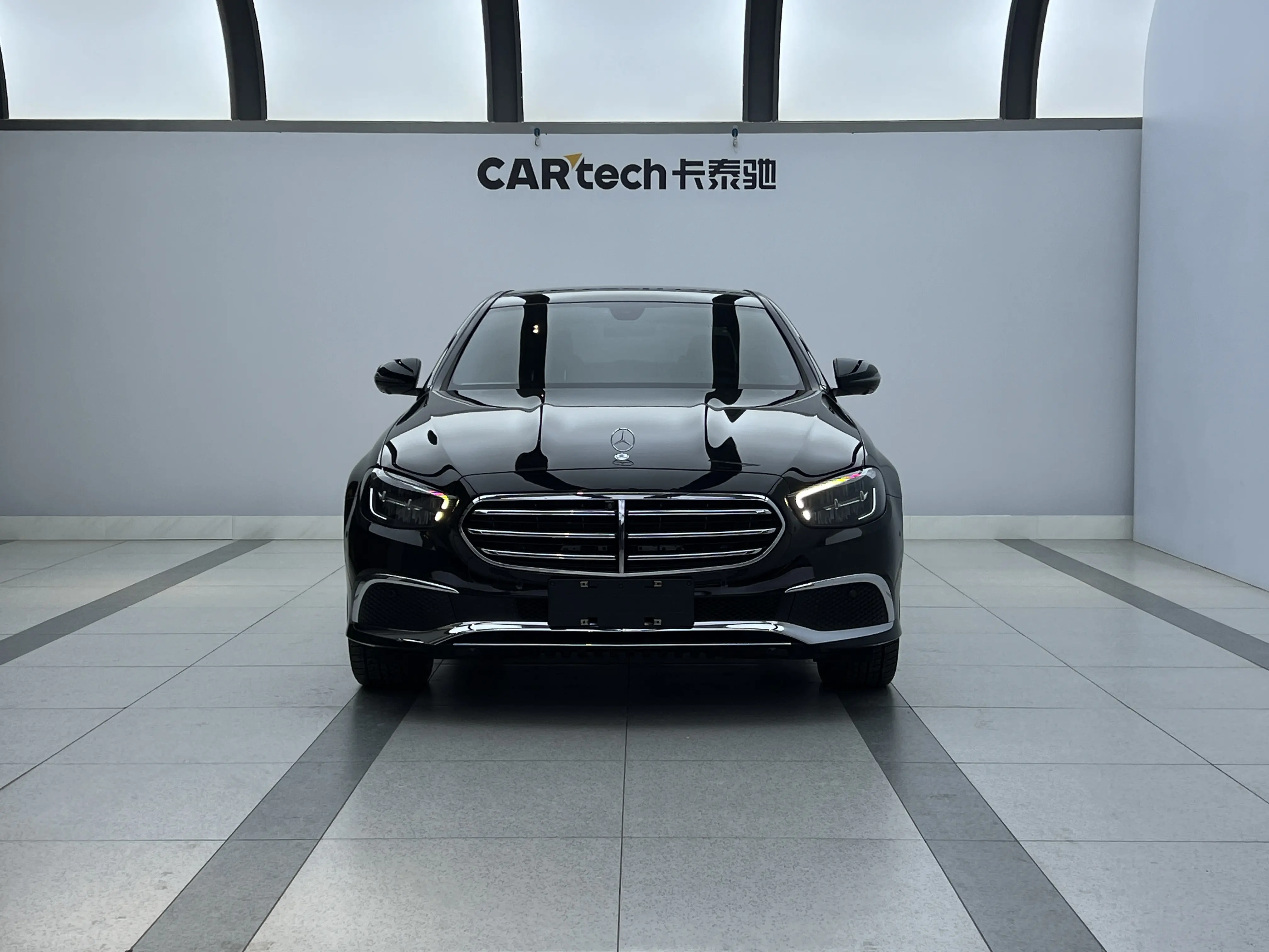 Mercedes-Benz E-Class  из Китая