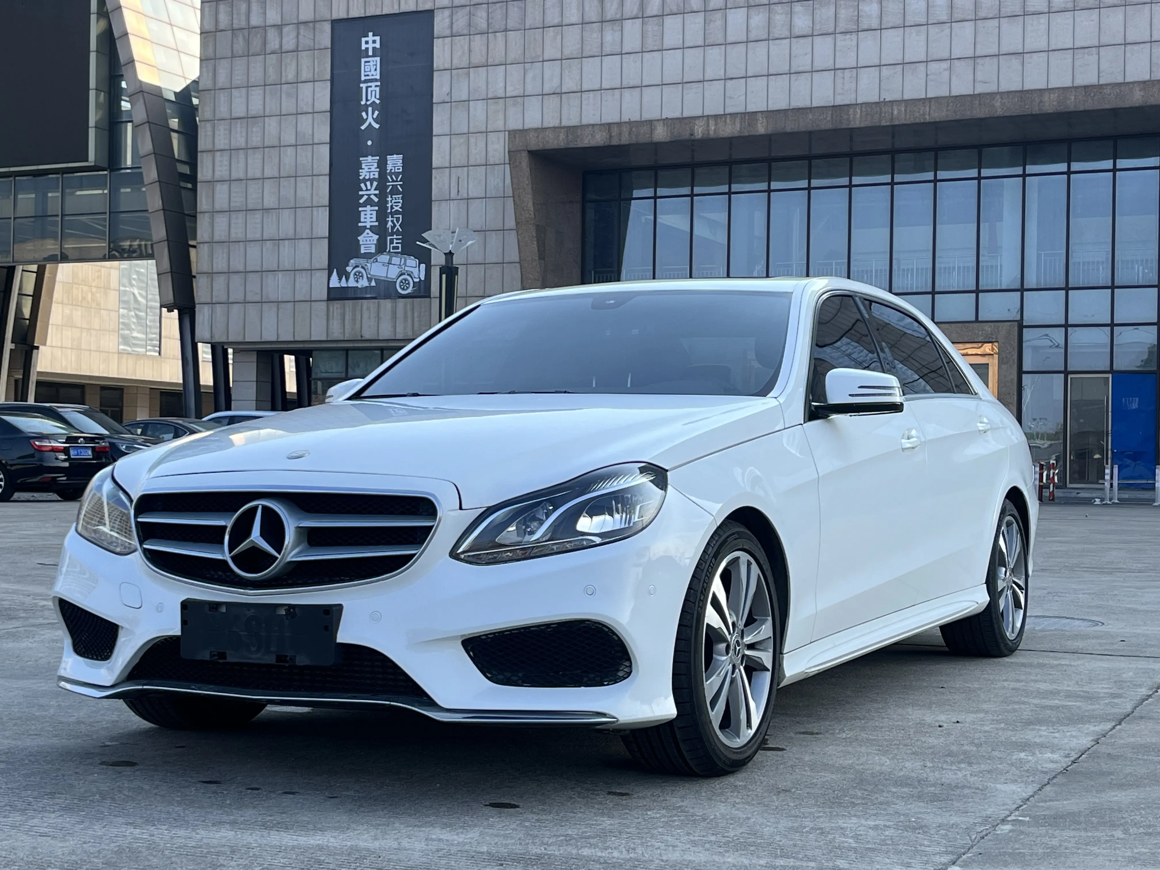 Mercedes-Benz E-Class  из Китая