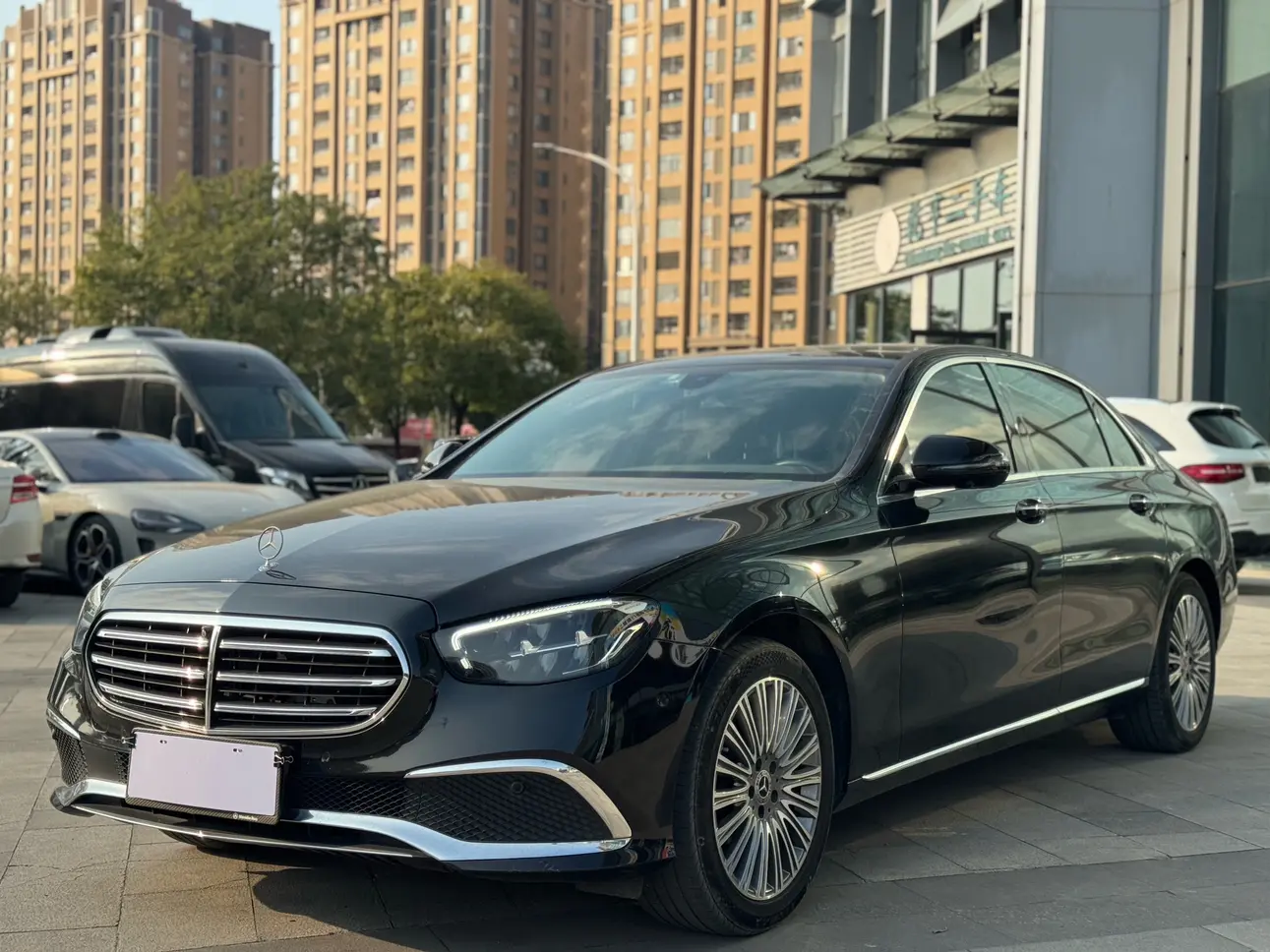 Mercedes-Benz E-Class  из Китая