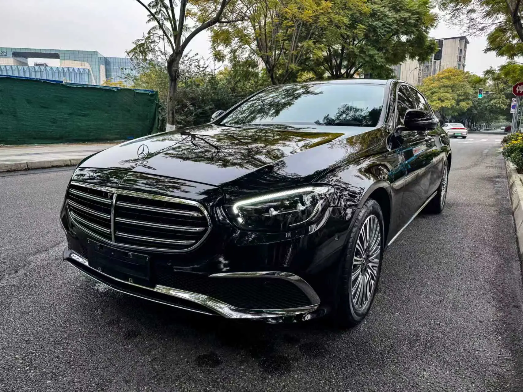 Mercedes-Benz E-Class  из Китая