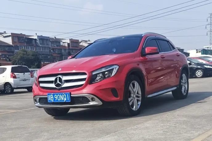Mercedes-Benz GLA  из Китая