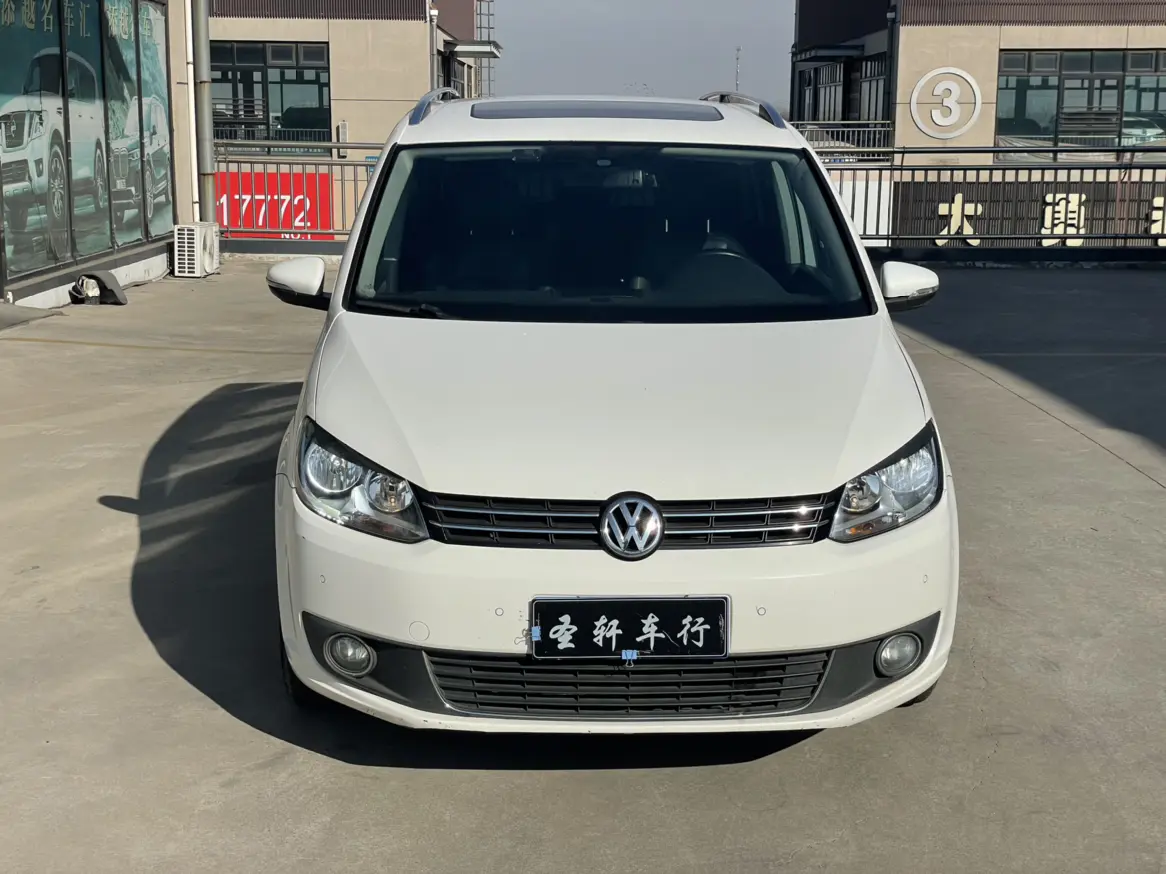 Volkswagen Touran  из Китая