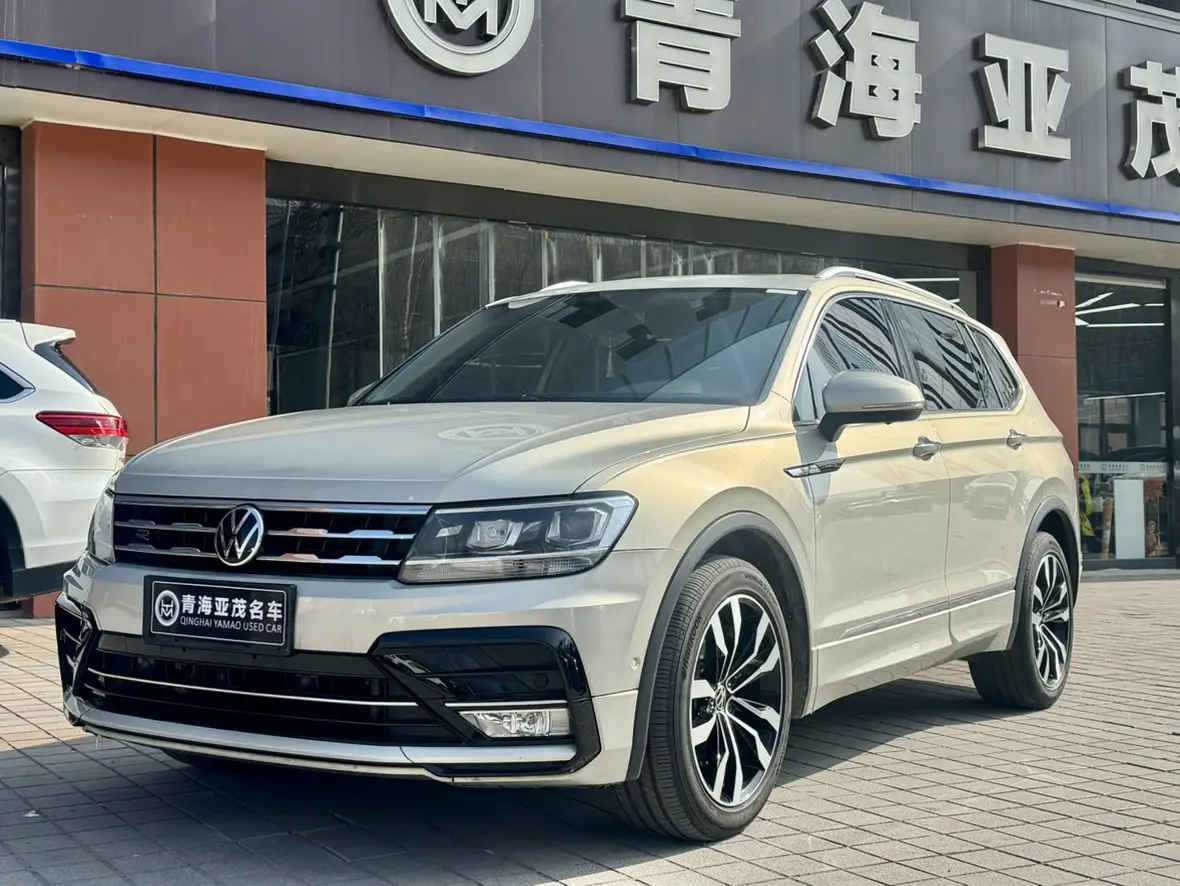 Volkswagen Tiguan L  из Китая