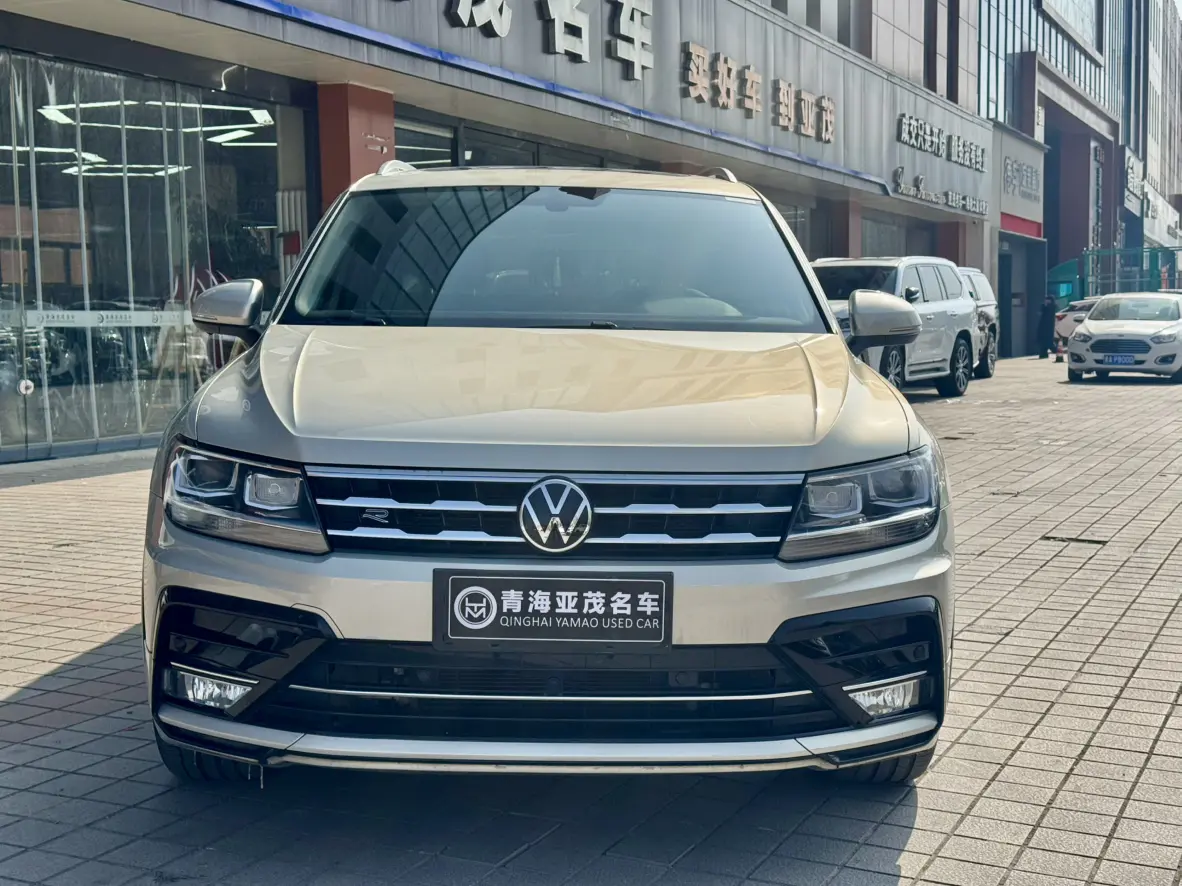 Volkswagen Tiguan L  из Китая