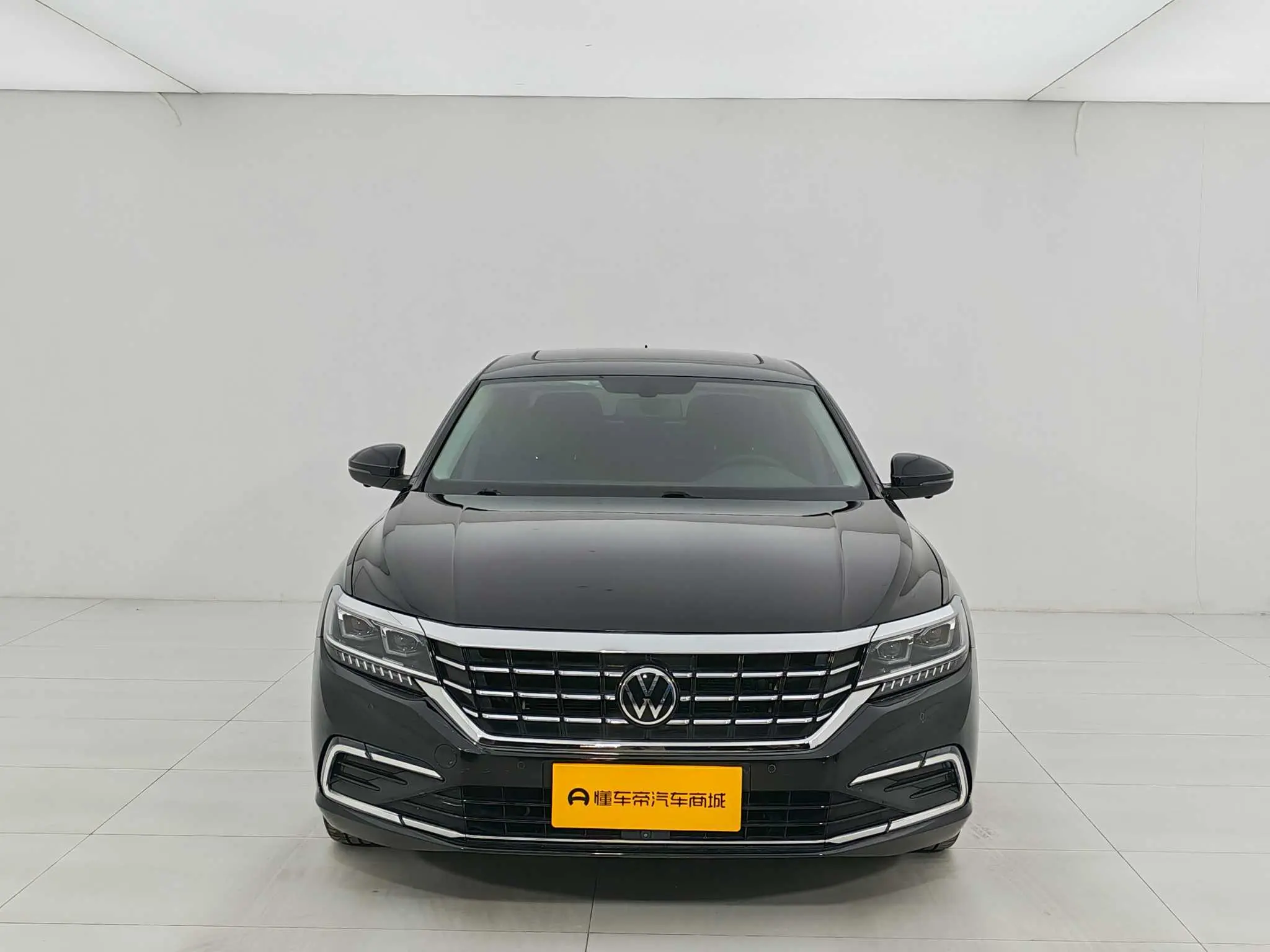 Volkswagen Passat  из Китая