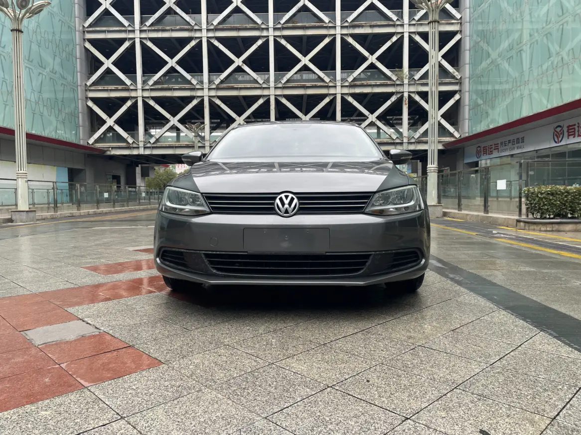 Volkswagen Sagitar  из Китая