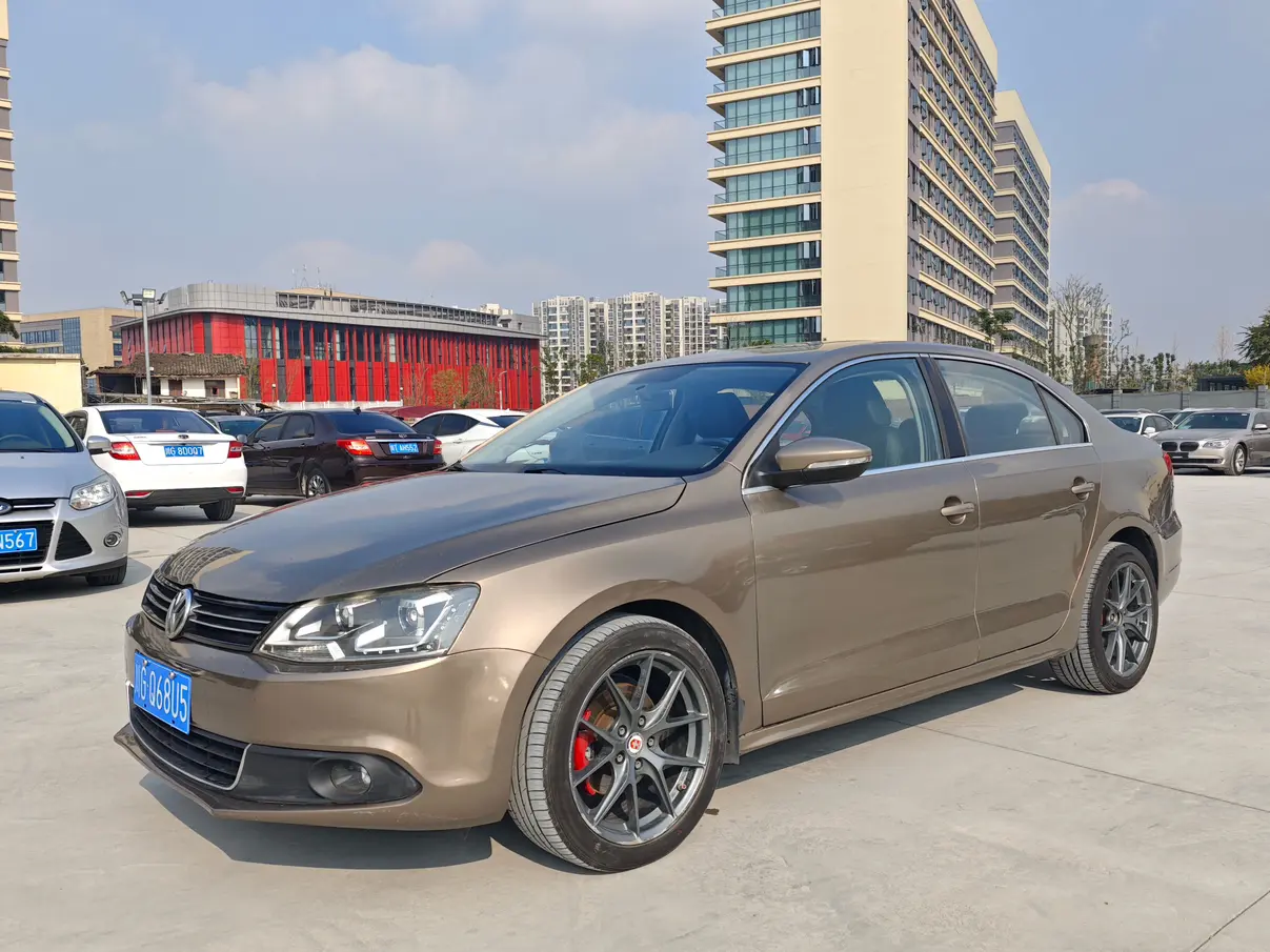 Volkswagen Sagitar  из Китая