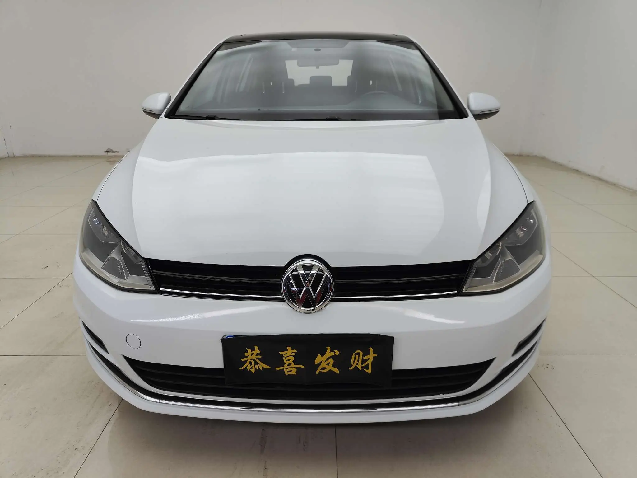 Volkswagen Golf  из Китая