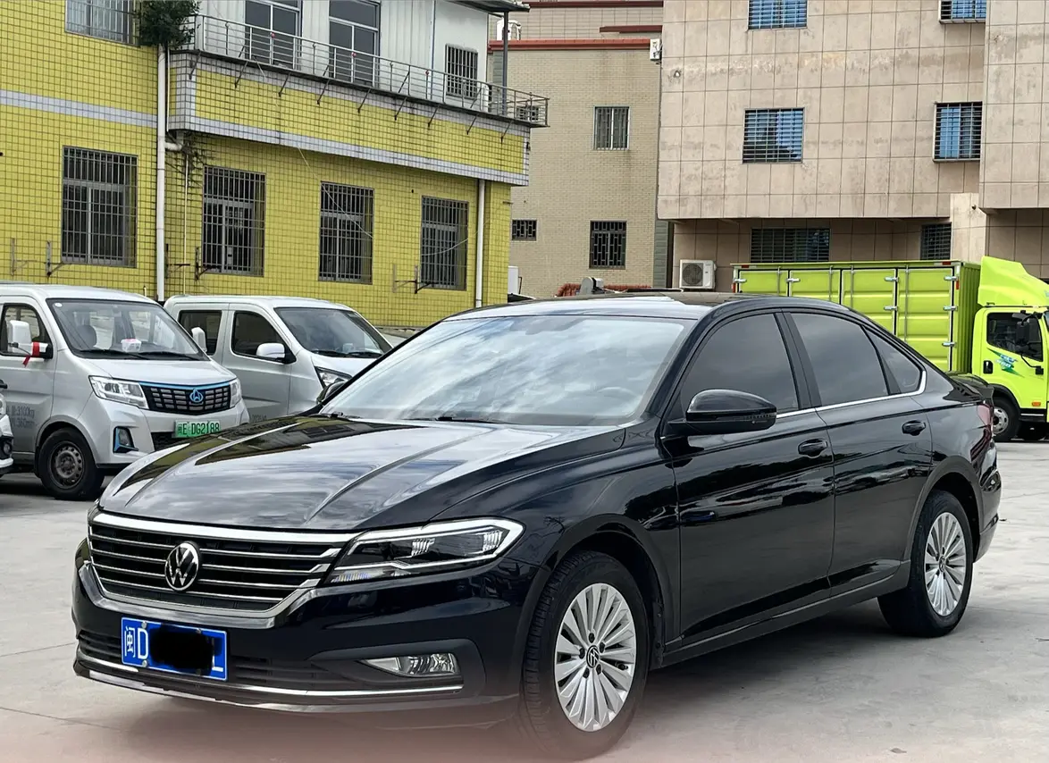 Volkswagen Lavida  из Китая