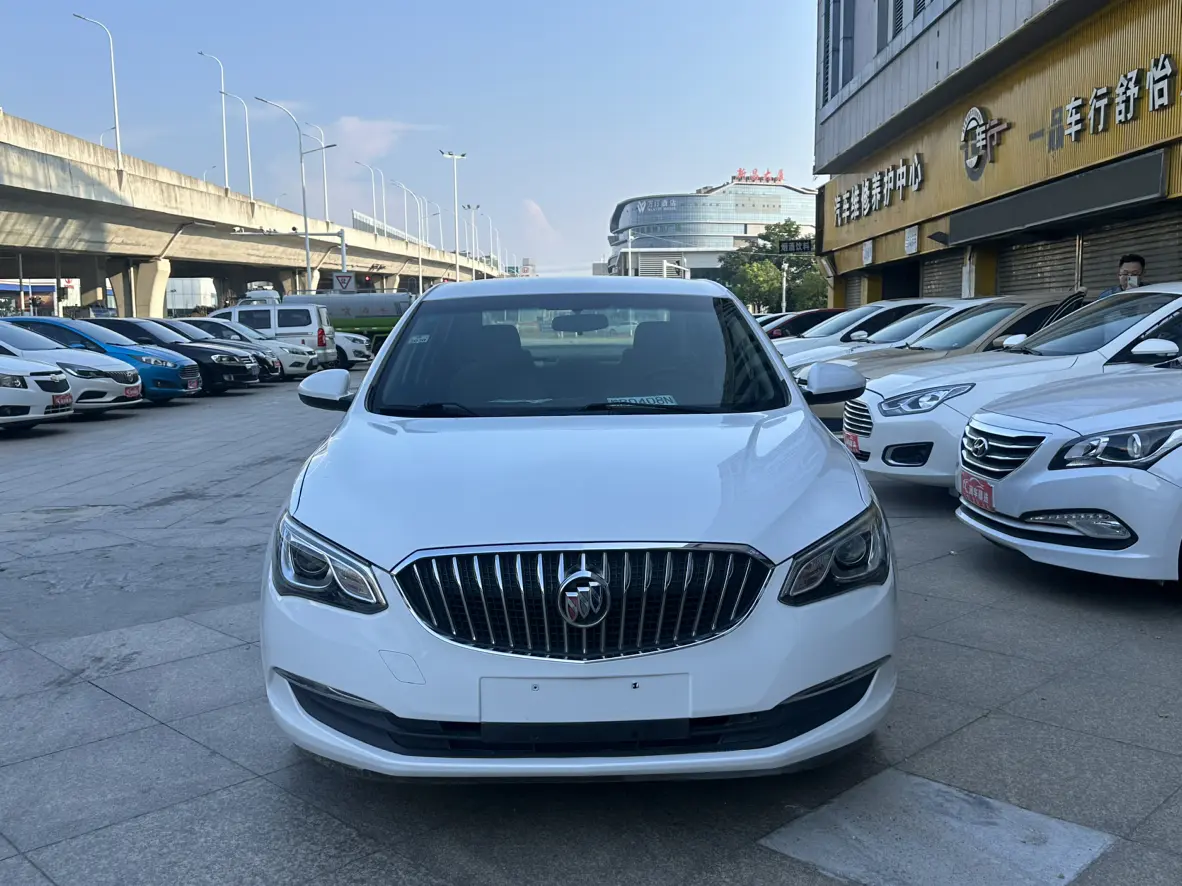 Buick Yinglang  из Китая