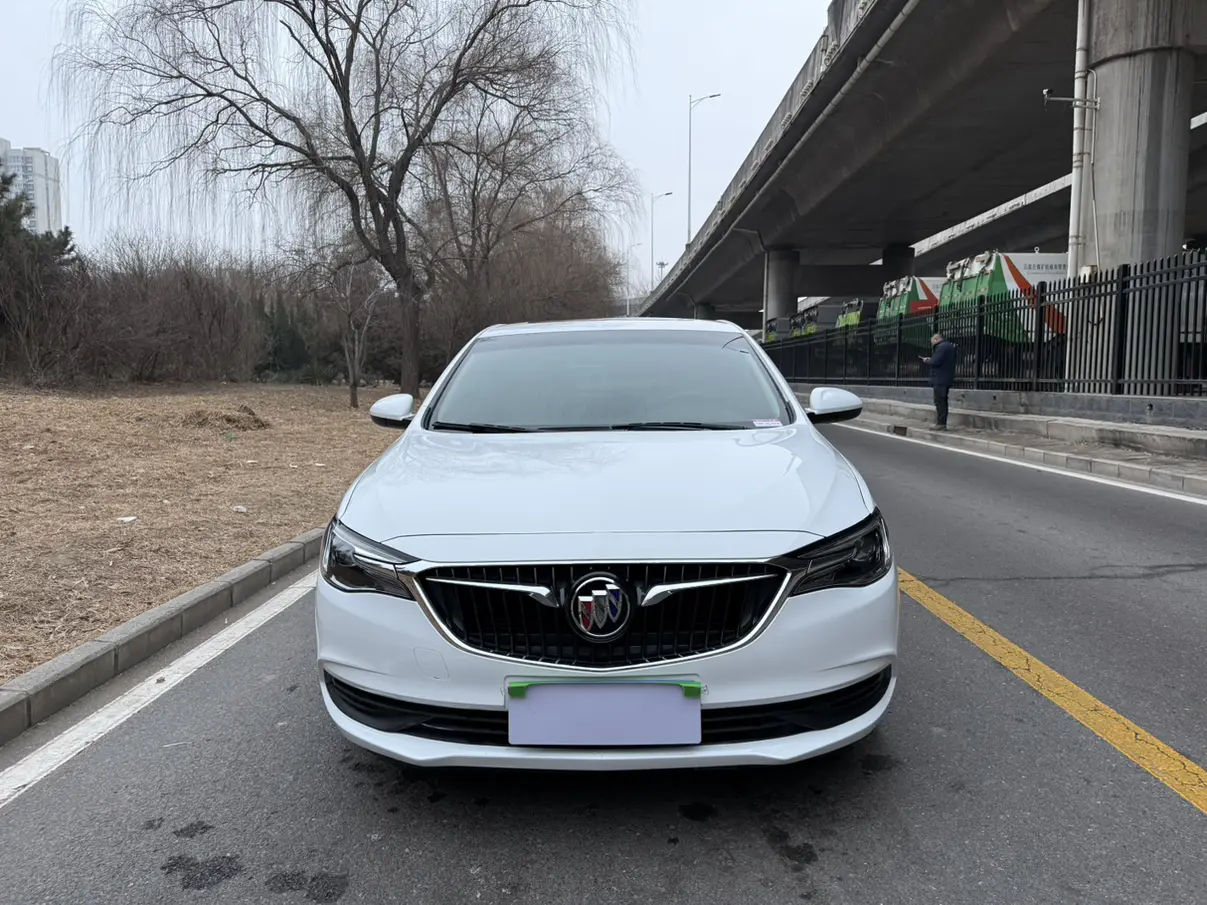 Buick Yinglang  из Китая