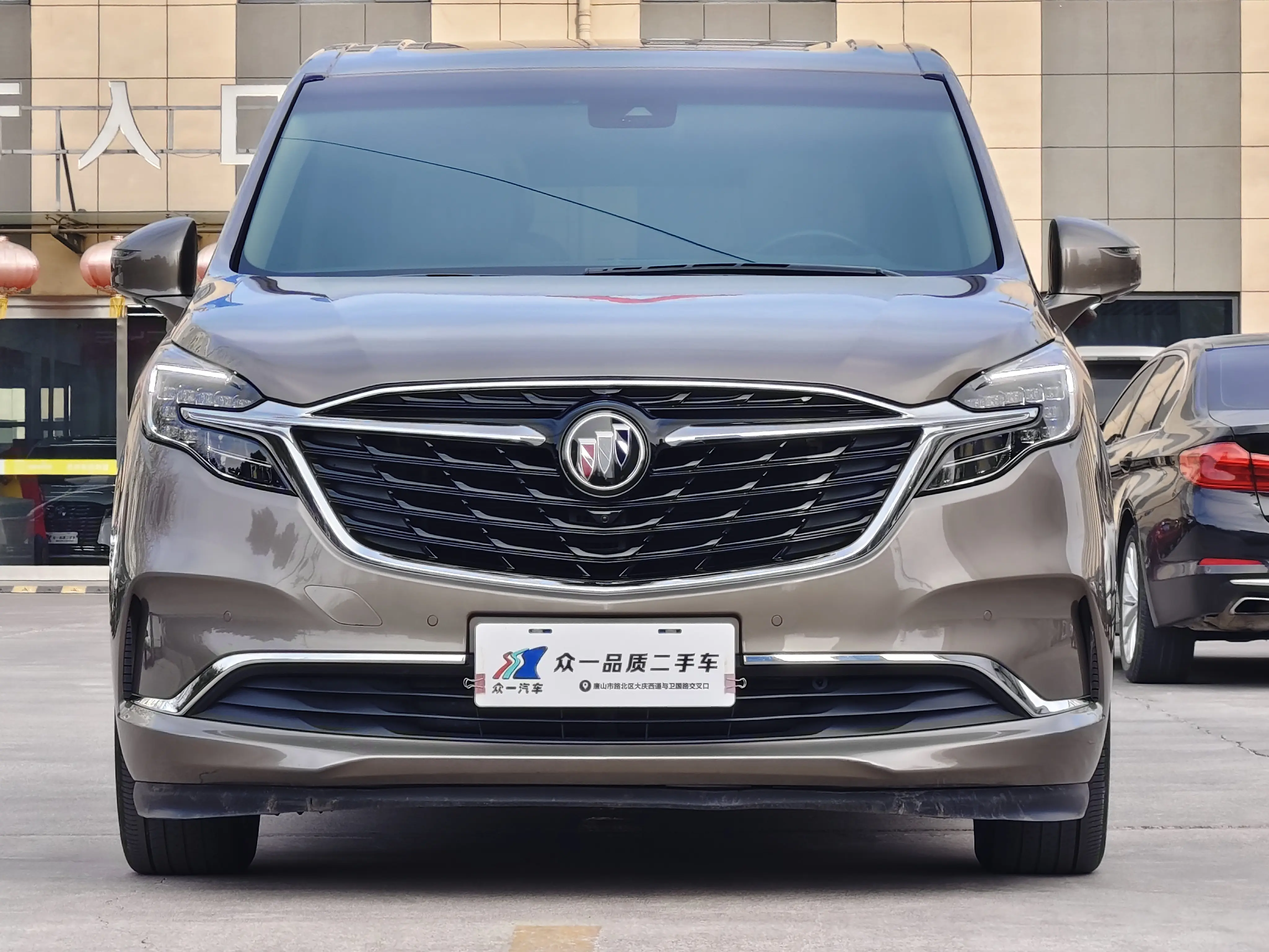 Buick GL8  из Китая