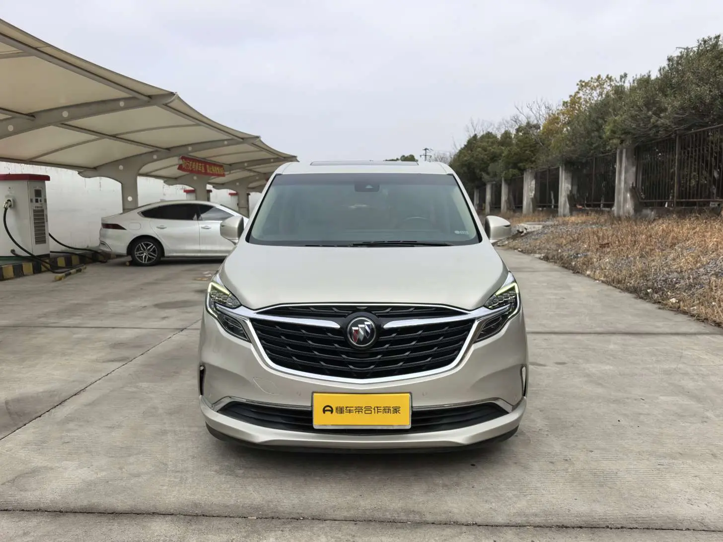 Buick GL8  из Китая