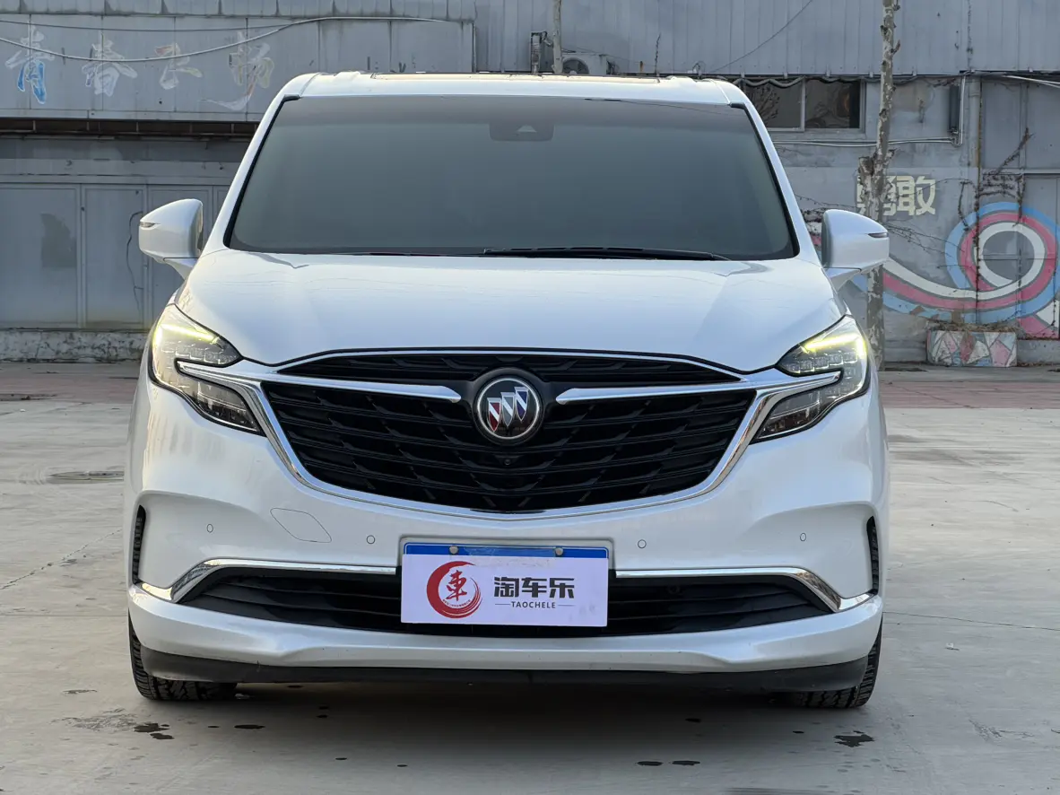 Buick GL8  из Китая