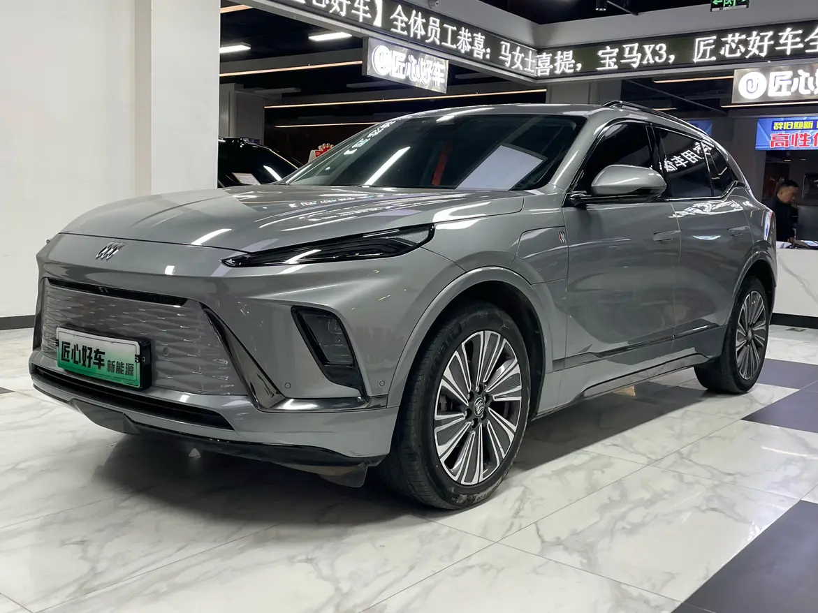 Buick E5  из Китая