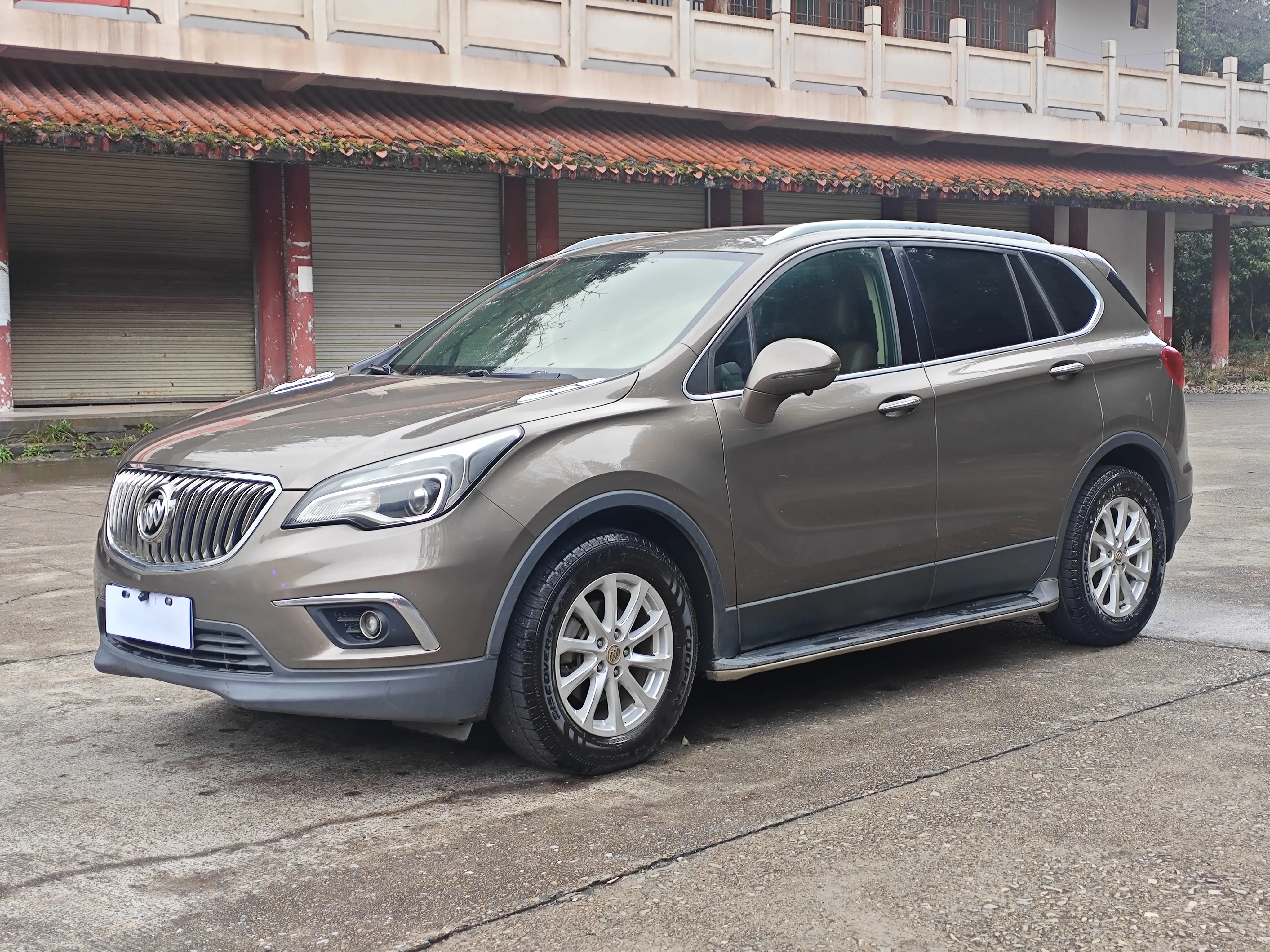 Buick Envision  из Китая