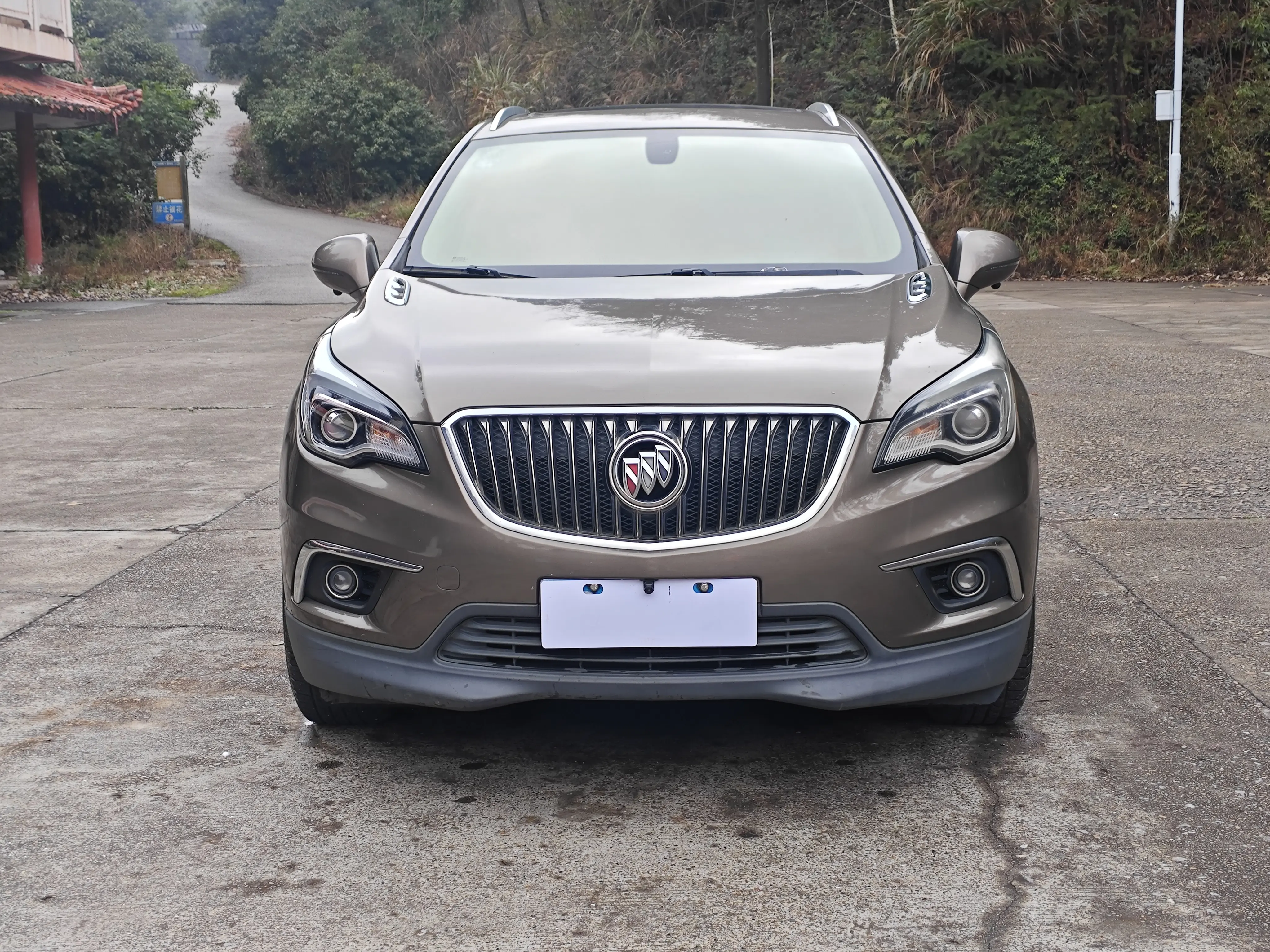 Buick Envision  из Китая