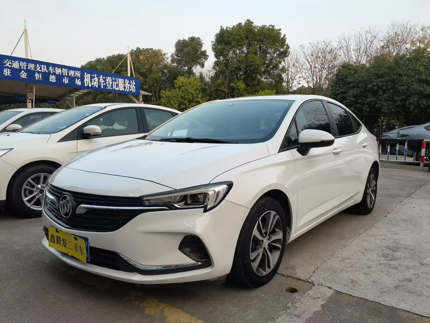 Buick Valeant  из Китая