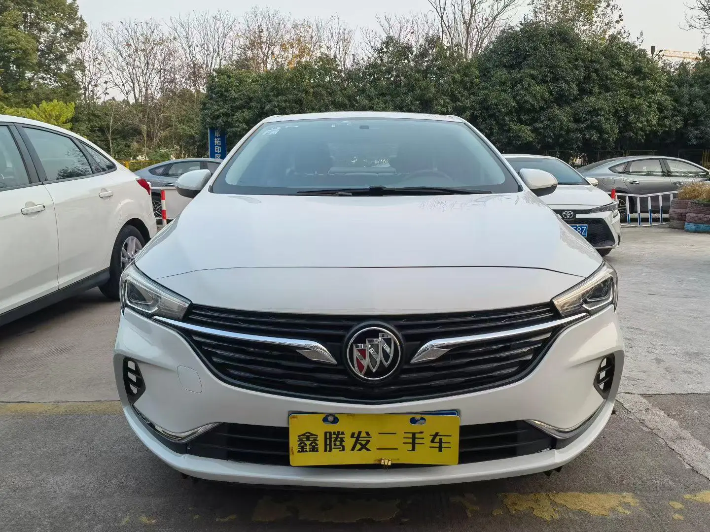 Buick Valeant  из Китая