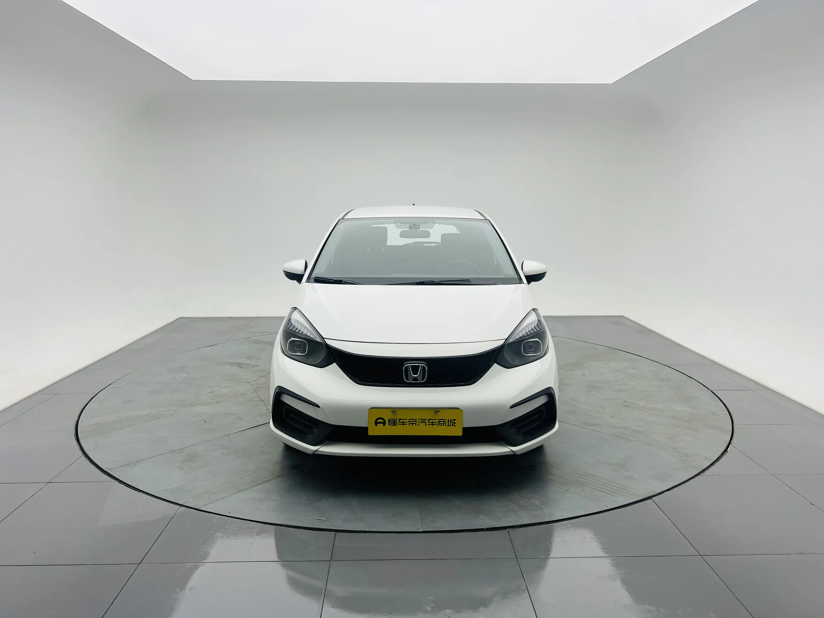 Honda Fit  из Китая