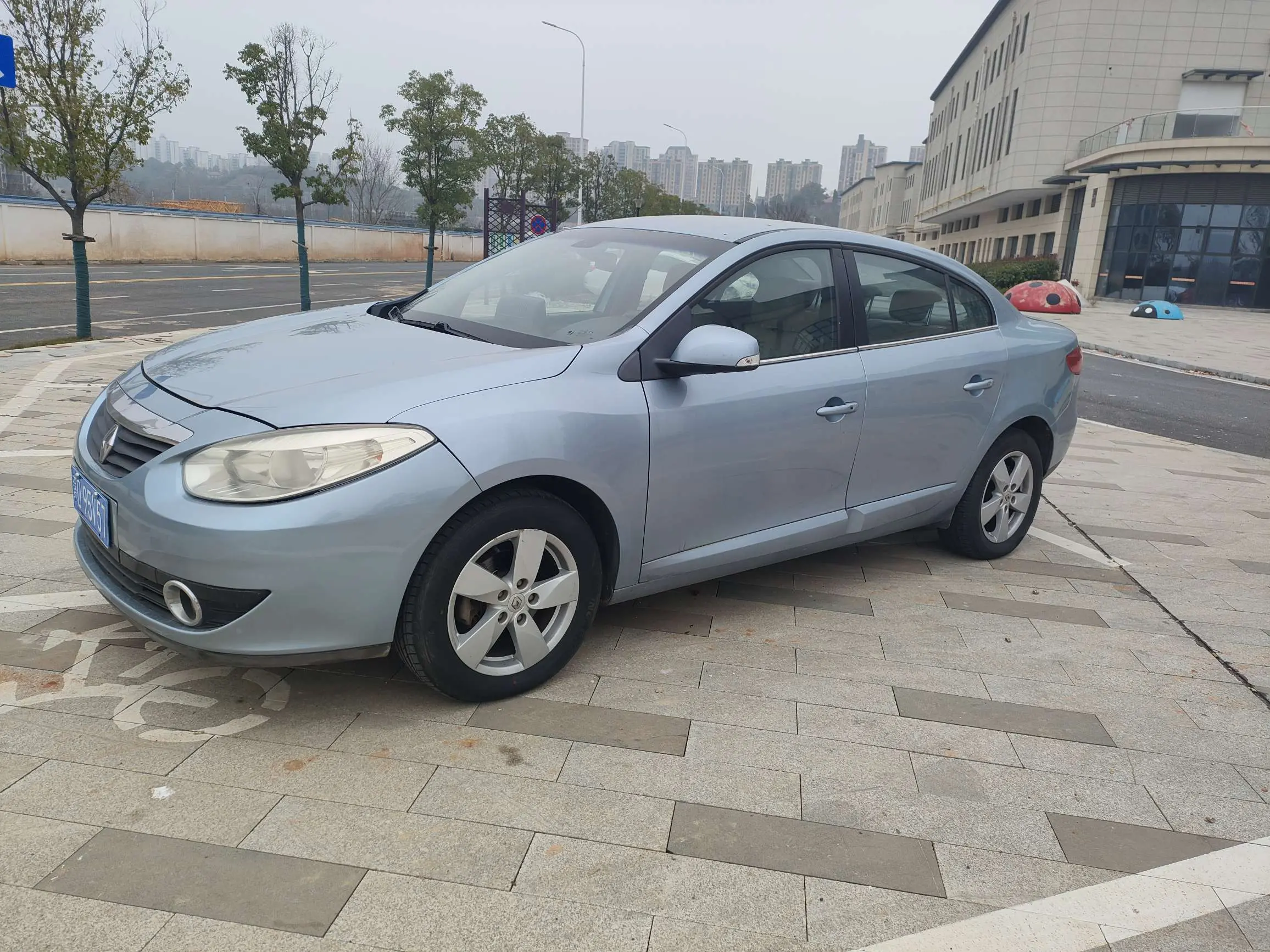 Renault Fenglang  из Китая