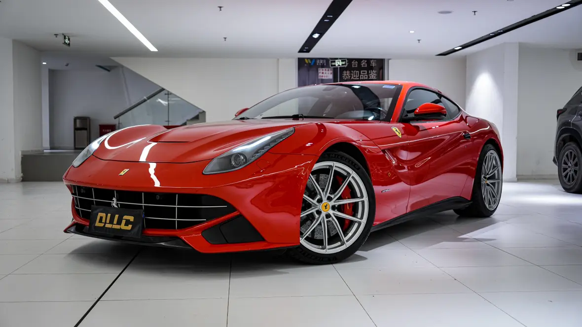 Ferrari F12berlinetta  из Китая