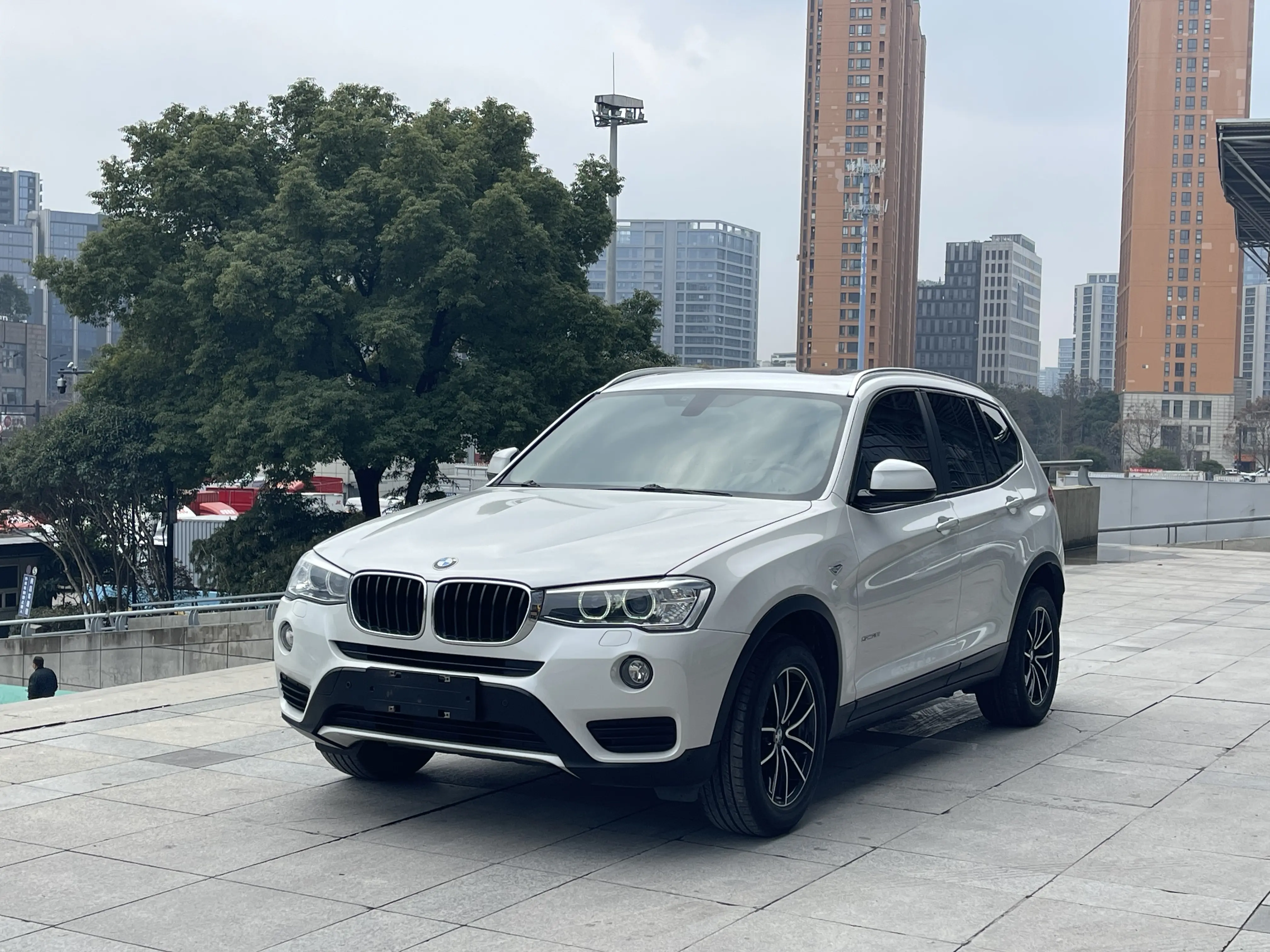 BMW X3  из Китая