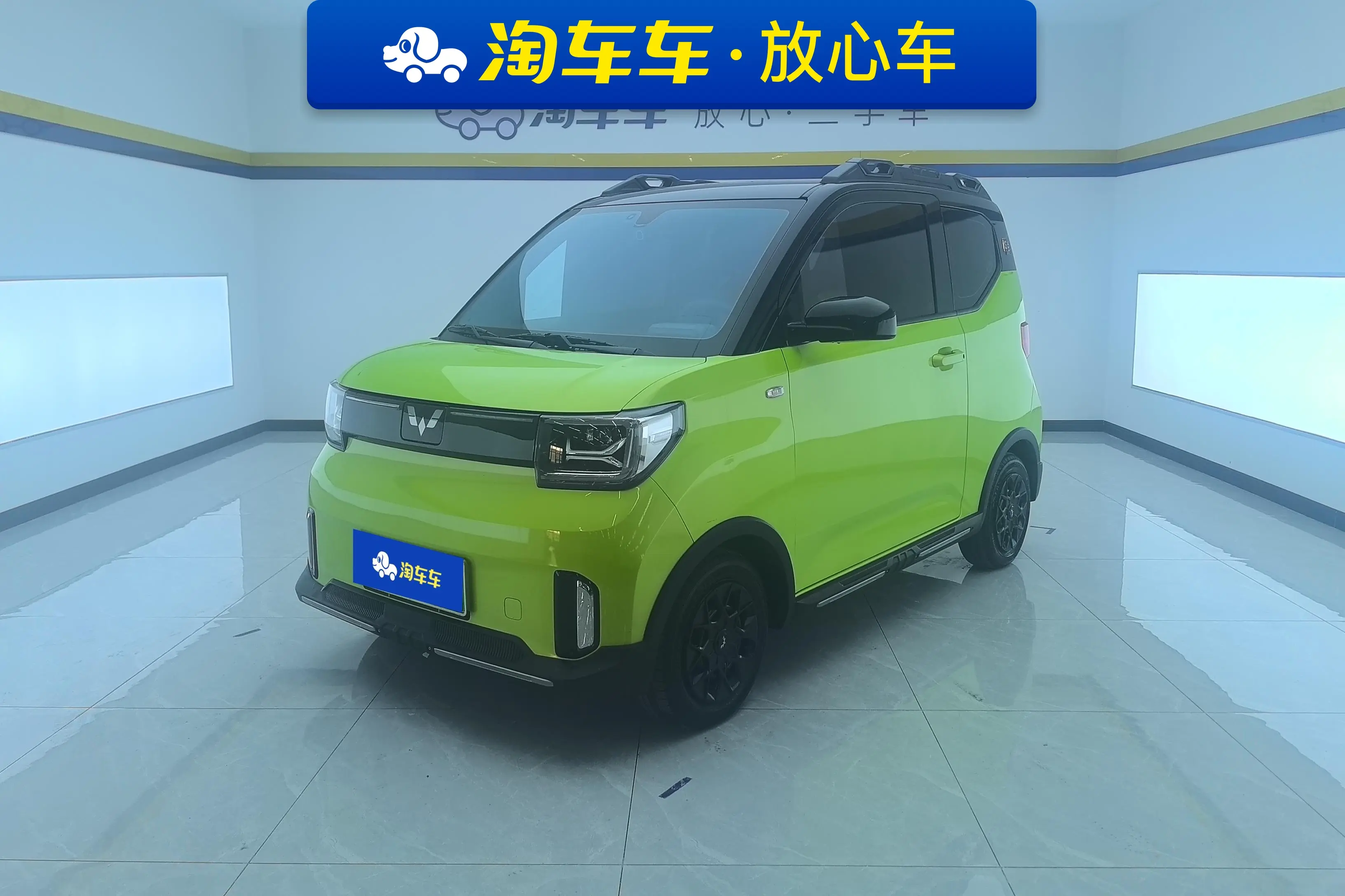 Wuling Hongguang MINIEV  из Китая
