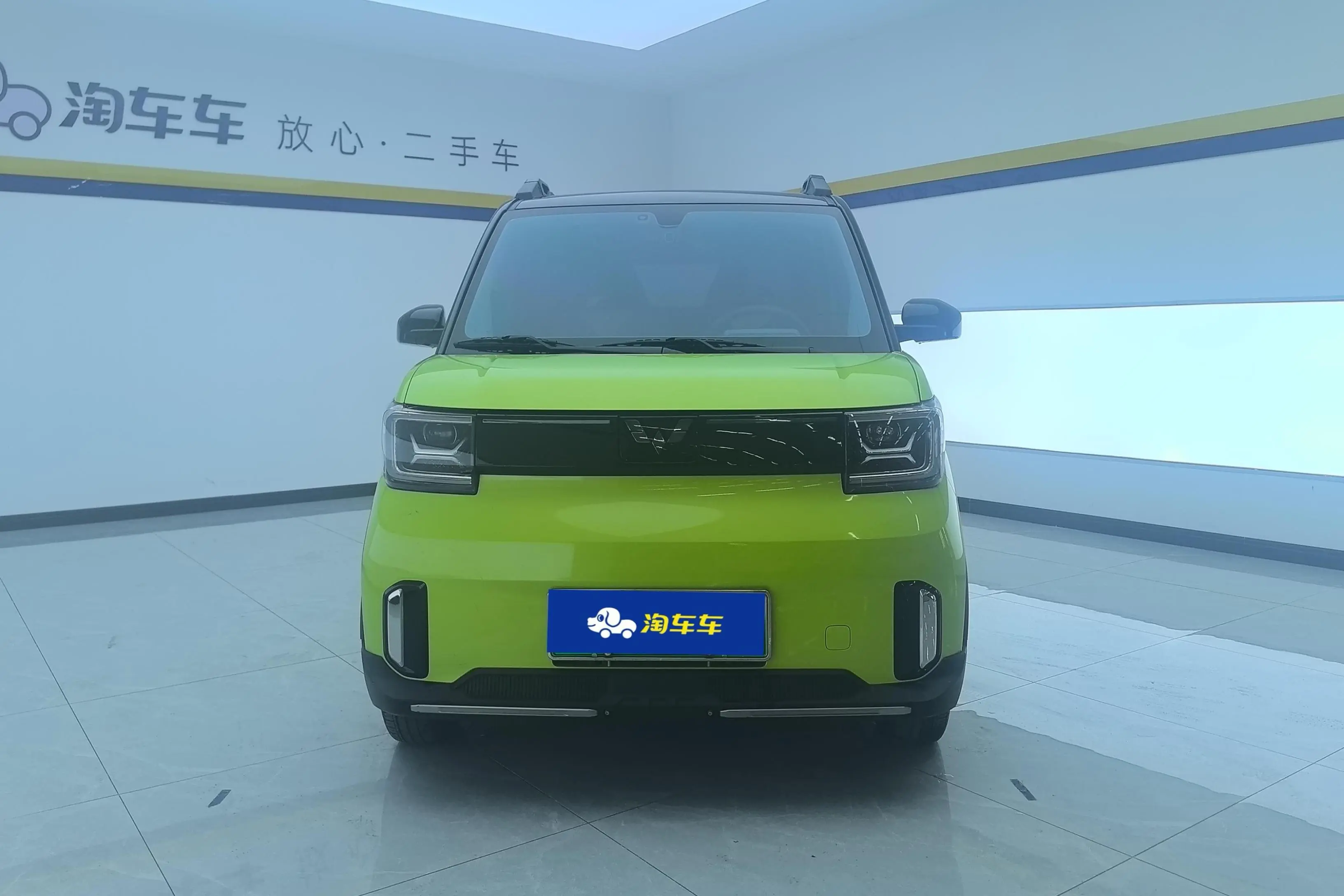 Wuling Hongguang MINIEV  из Китая