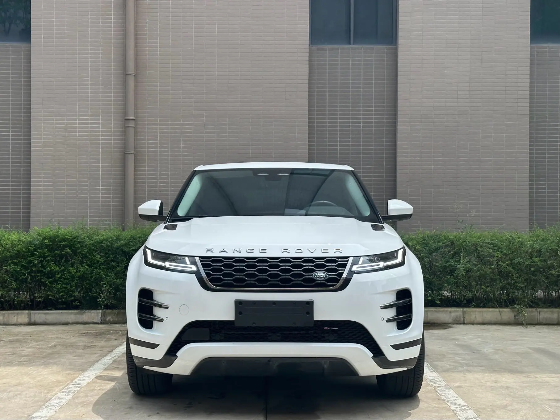 Land Rover Range Rover Evoque PHEV  из Китая